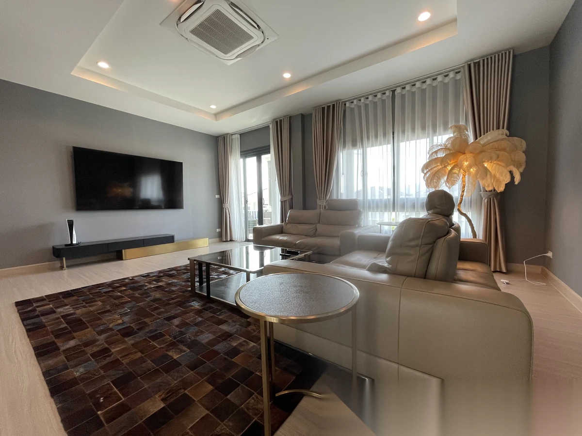 4 Bedroom Villa for sale at Supalai Palm Spring Banpon Phuket complex · Si Sunthon · Pool Access — photo 9