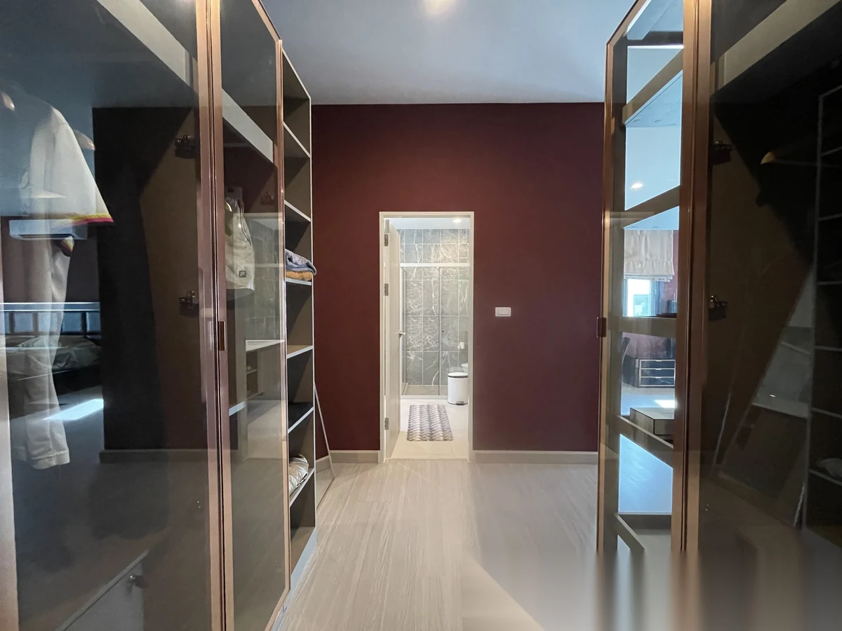 4 Bedroom Villa for sale at Supalai Palm Spring Banpon Phuket complex · Si Sunthon · Pool Access — photo 17
