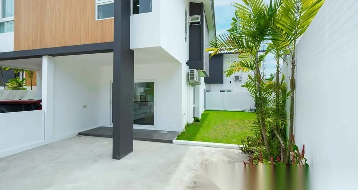 2 Bedroom Townhouse for rent at Smileville X2 Bang Jo complex · Si Sunthon · Pool View — photo 2