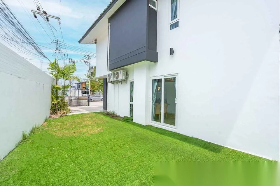 2 Bedroom Townhouse for rent at Smileville X2 Bang Jo complex · Si Sunthon · Pool View — photo 10