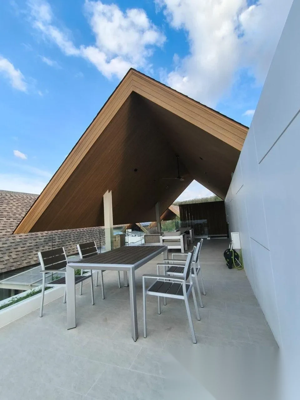 Вилла 3BR в комплексе Ansaya Phuket · Си Сунтон · Вид на бассейн — фото 6