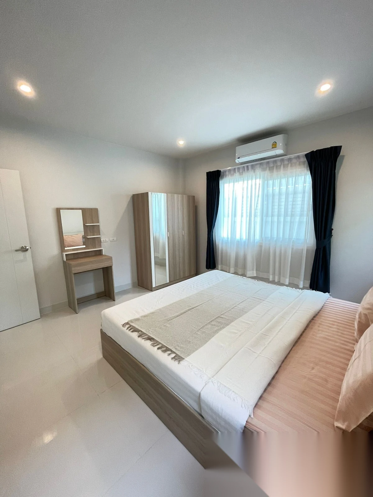 4 Bedroom House for rent at Supalai Palm Spring Banpon Phuket complex · Si Sunthon · Garden View — photo 8