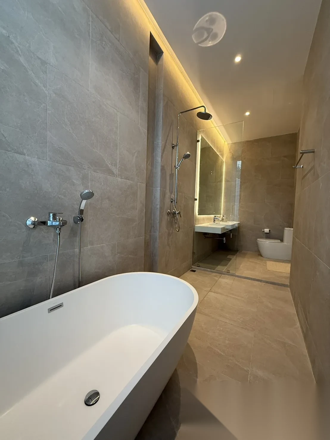 3 Bedroom Villa for rent at Charn Baan Saiyuan complex · Rawai · Pool View — photo 10