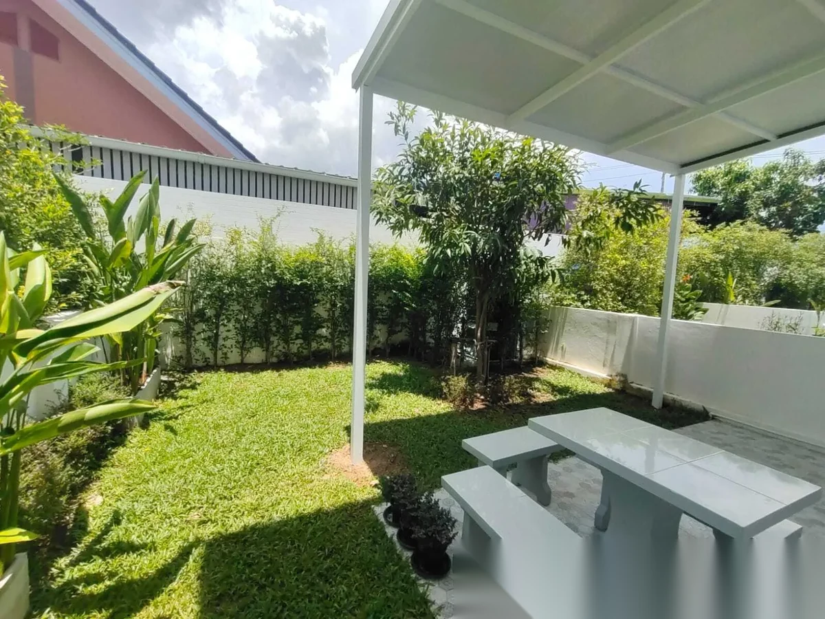2 Bedroom Townhouse for rent at Smileville X2 Bang Jo complex · Si Sunthon · Garden View — photo 9