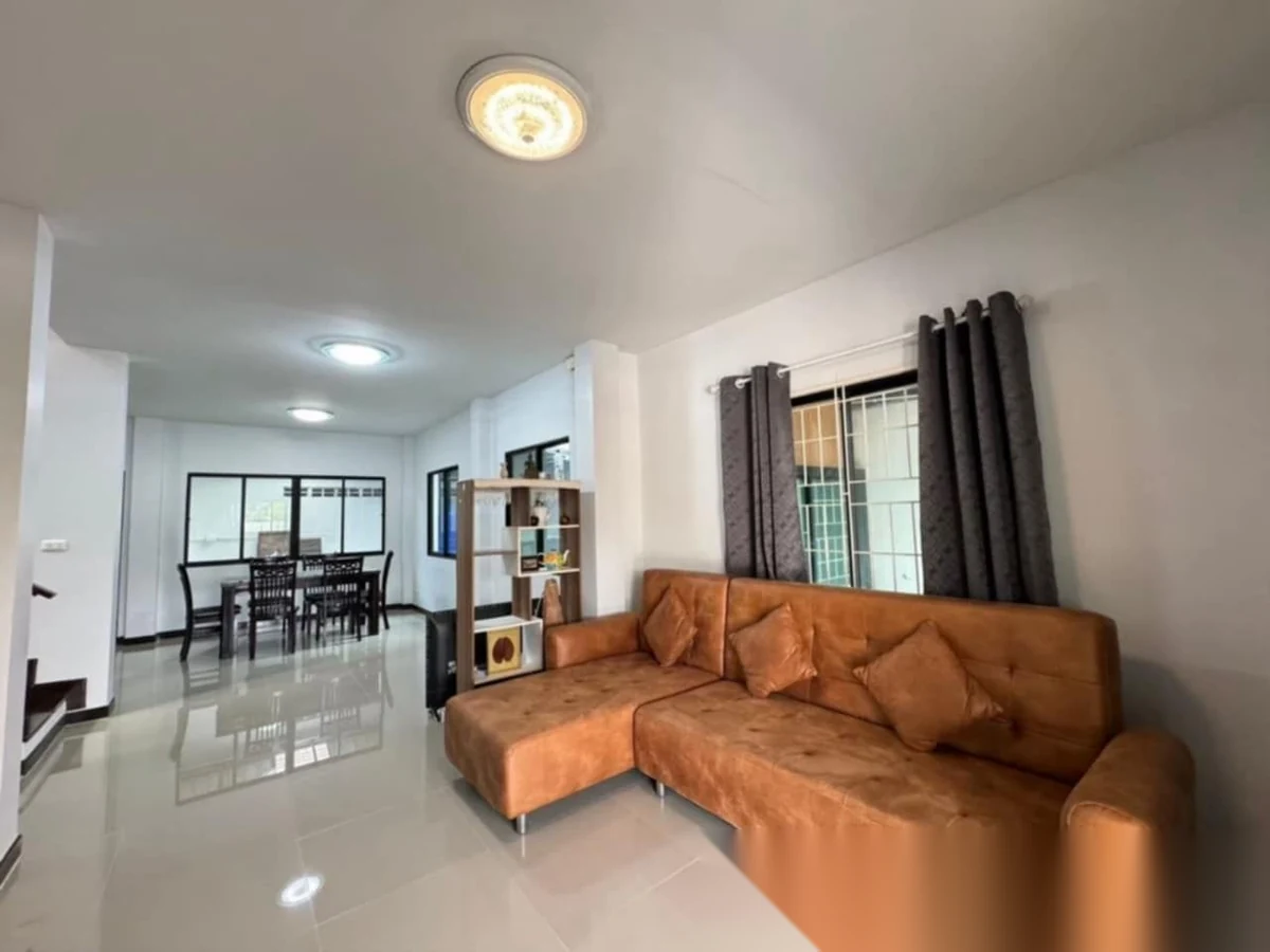 3 Bedroom House for rent at Phanason Grande Ville complex · Si Sunthon — photo 2