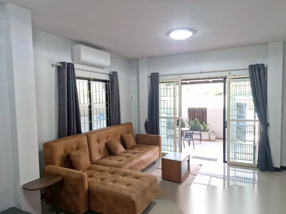 3 Bedroom House for rent at Phanason Grande Ville complex · Si Sunthon — photo 3