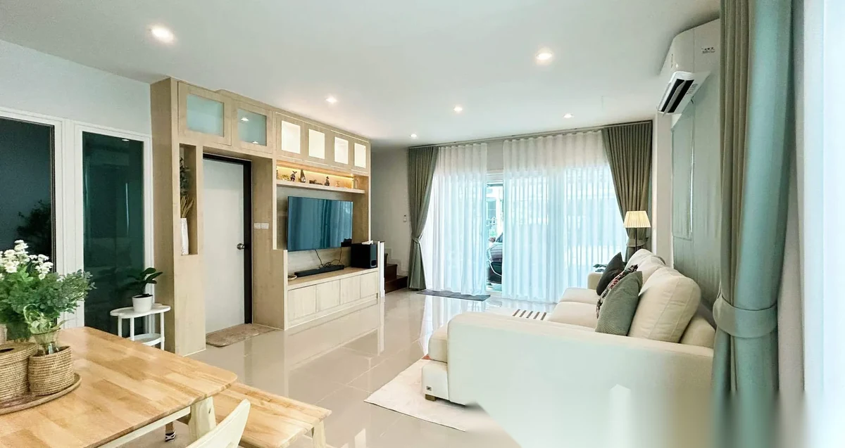 4 Bedroom House for rent at Supalai Bella Thalang Phuket complex · Thep Krasattri · Garden View