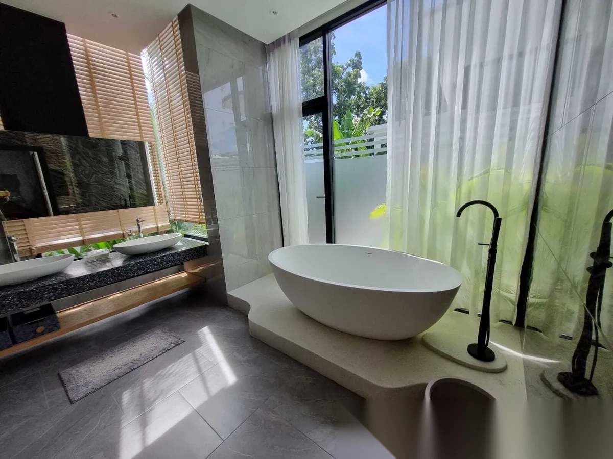 Вилла 3BR в комплексе Tropicana Villa Phuket · Си Сунтон · Вид на бассейн — фото 11