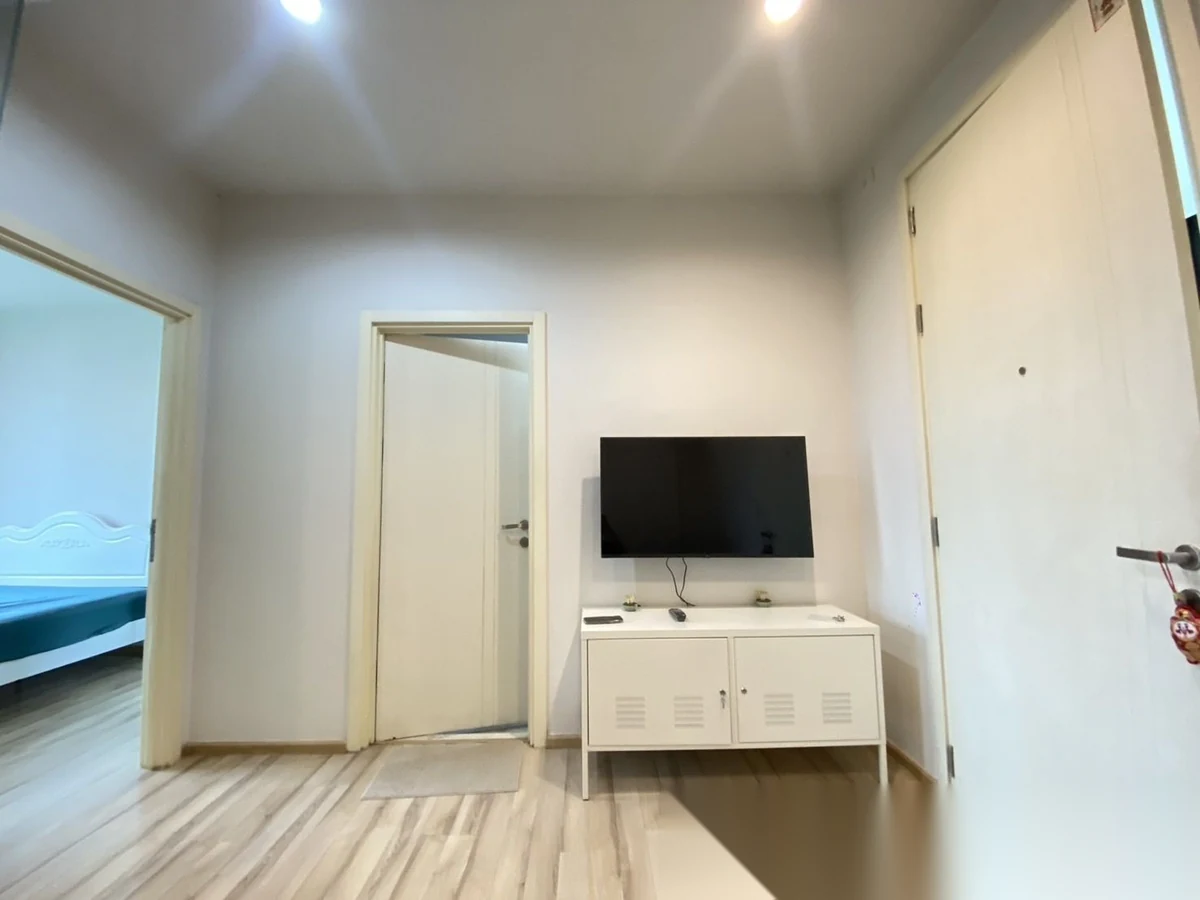 1 Bedroom Apartment for rent at The Base Uptown complex · Phuket Town — photo 3