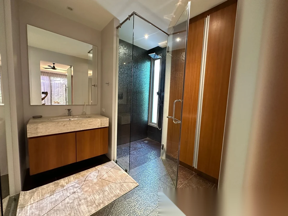 Вилла 4BR в комплексе Botanica The Residence (Phase 4) · Теп Красаттри · Вид на бассейн — фото 7