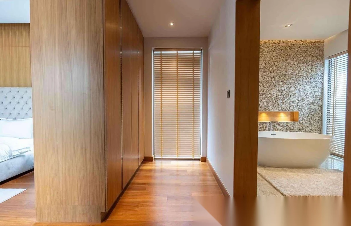 Вилла 3BR в комплексе Anchan Flora · Теп Красаттри · Вид на бассейн — фото 3