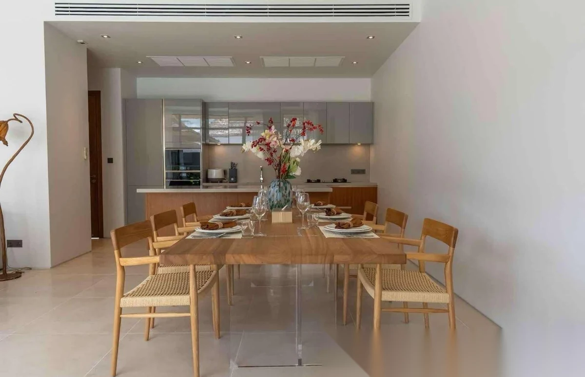 Вилла 3BR в комплексе Anchan Flora · Теп Красаттри · Вид на бассейн — фото 9