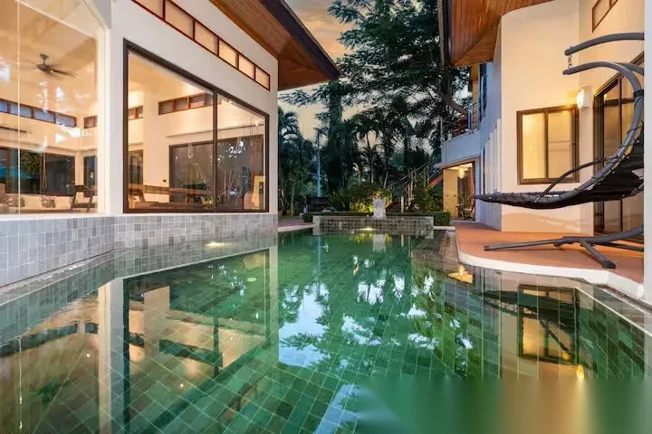 Вилла 4BR · Раваи · Вид на бассейн — фото 7