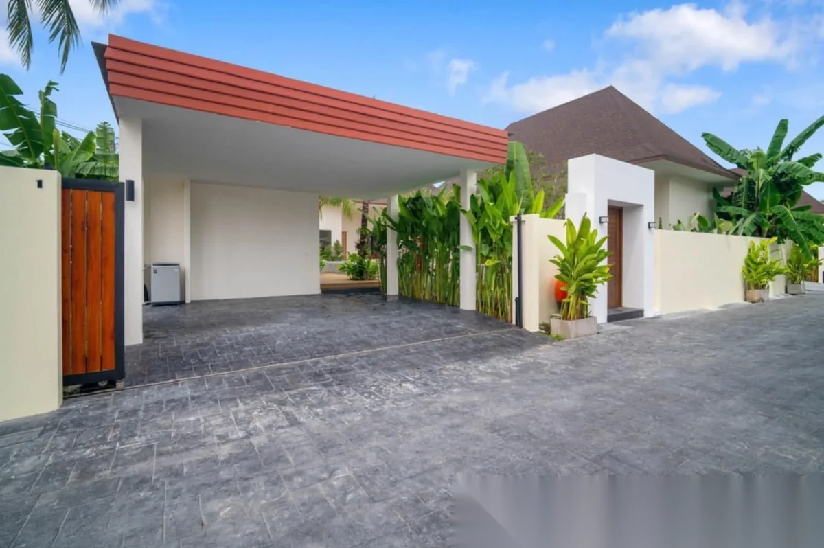 5 Bedroom Villa for rent at Dutch Villas Phuket complex · Si Sunthon · Pool View — photo 6