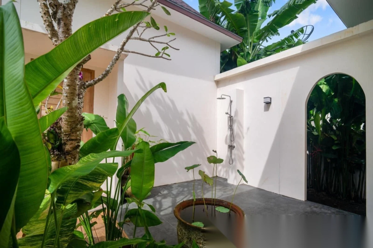 5 Bedroom Villa for rent at Dutch Villas Phuket complex · Si Sunthon · Pool View — photo 10