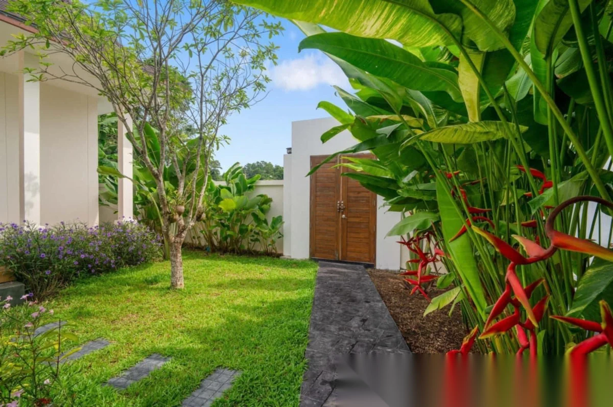 5 Bedroom Villa for rent at Dutch Villas Phuket complex · Si Sunthon · Pool View — photo 11