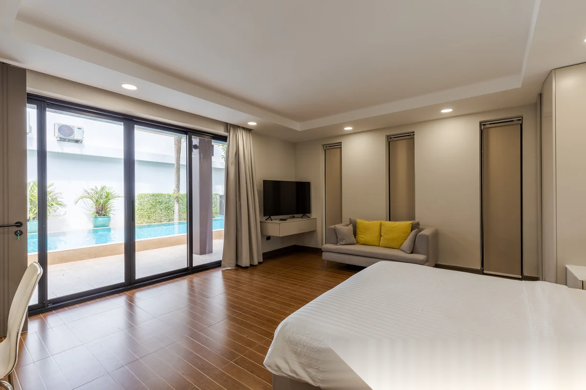 3 Bedroom Villa for rent at Garden Village complex · Si Sunthon · Pool View — photo 6