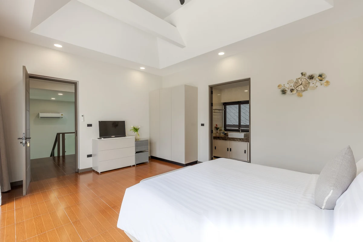 3 Bedroom Villa for rent at Garden Village complex · Si Sunthon · Pool View — photo 10