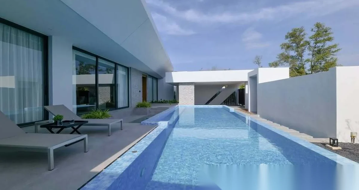 Вилла 3BR в комплексе Clover Residence · Си Сунтон · Вид на бассейн