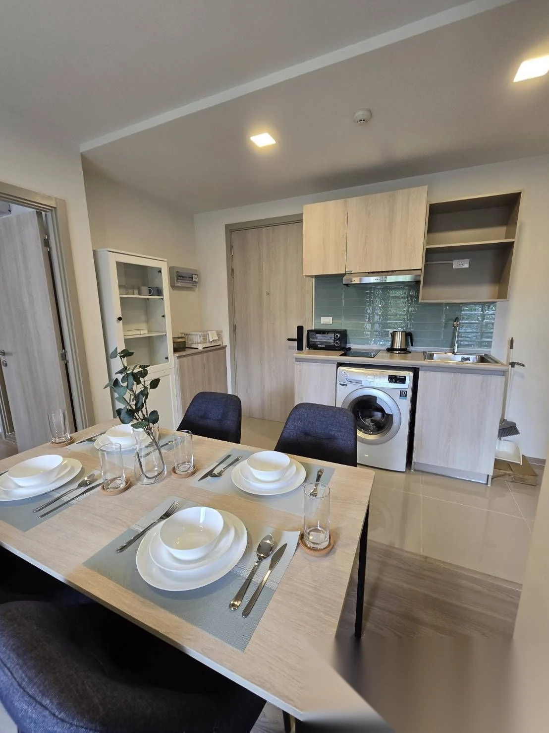 Апартаменты 2BR в ЖК Dcondo Reef Phuket · Кату · Вид на бассейн — фото 10