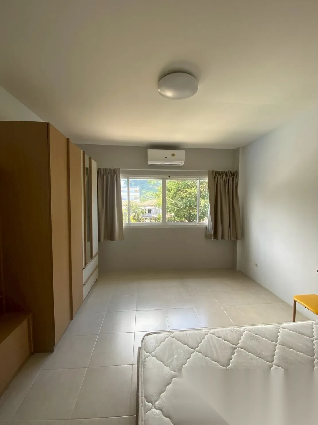 2 Bedroom Townhouse for rent at Sam Kong Park complex · Phuket Town · Garden View — photo 3