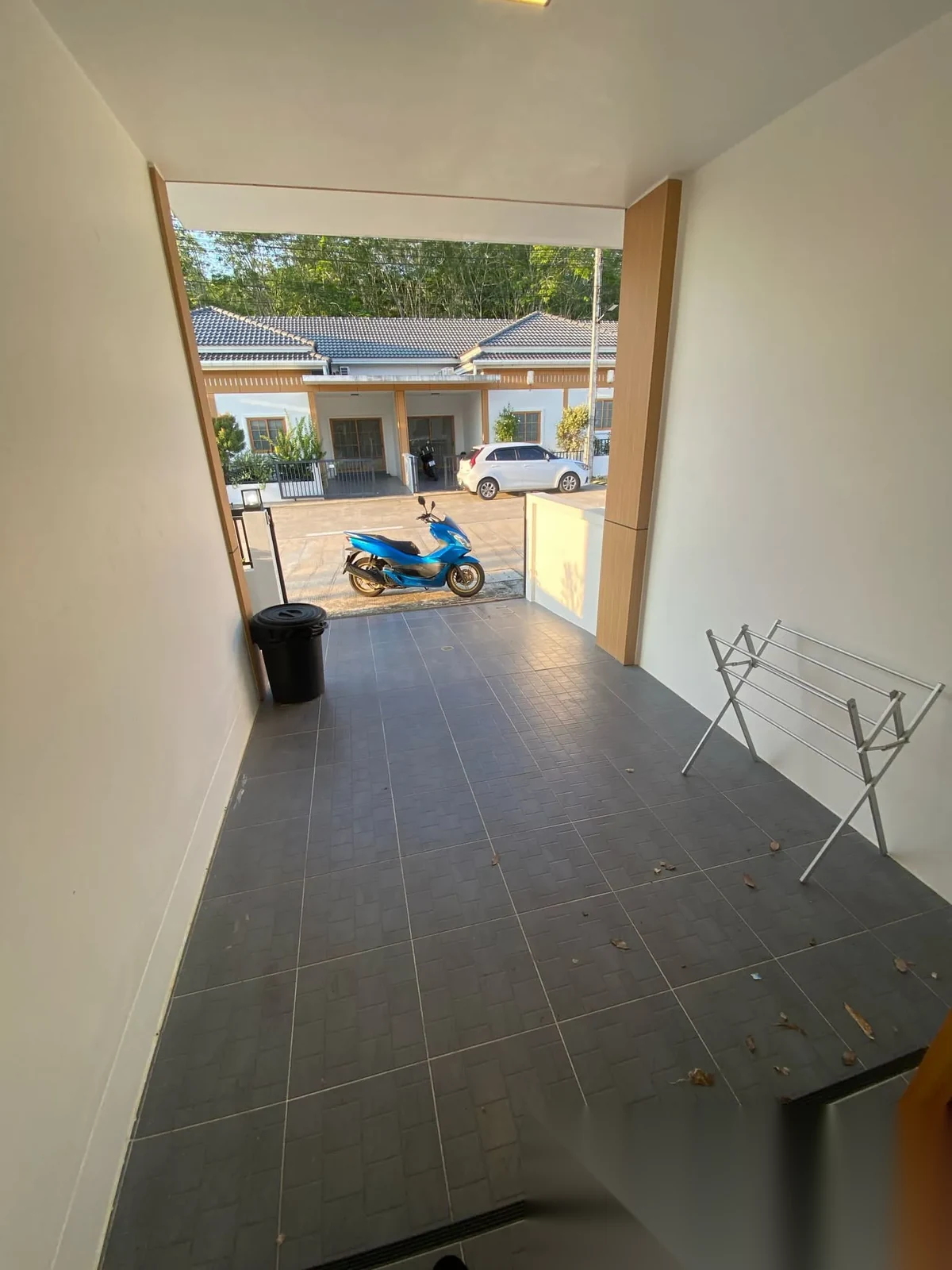 2 Bedroom House for rent at Sunrise Garden complex · Thep Krasattri · Garden View — photo 4