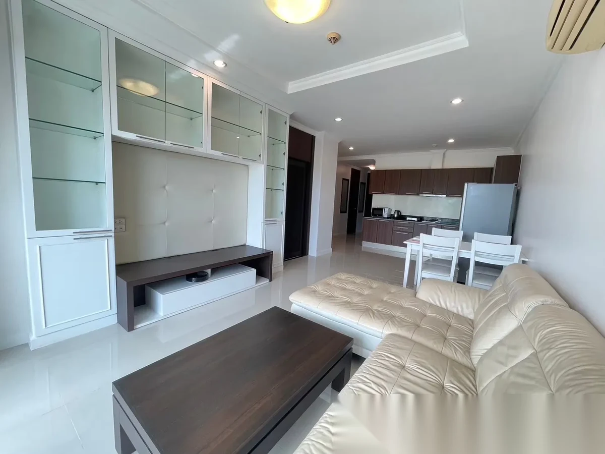 1 Bedroom Apartment for rent at Heritage Suites complex · Kathu · Pool View — photo 3