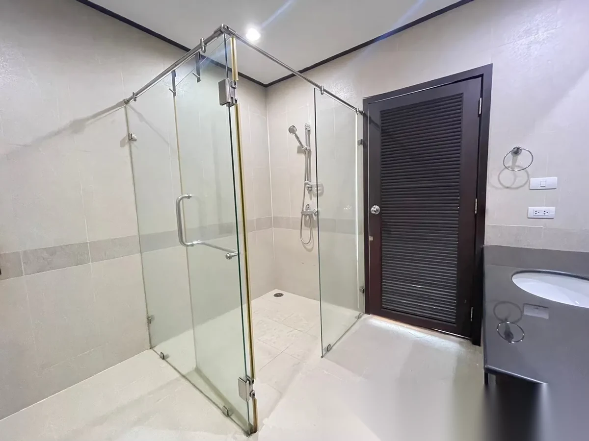 1 Bedroom Apartment for rent at Heritage Suites complex · Kathu · Pool View — photo 4