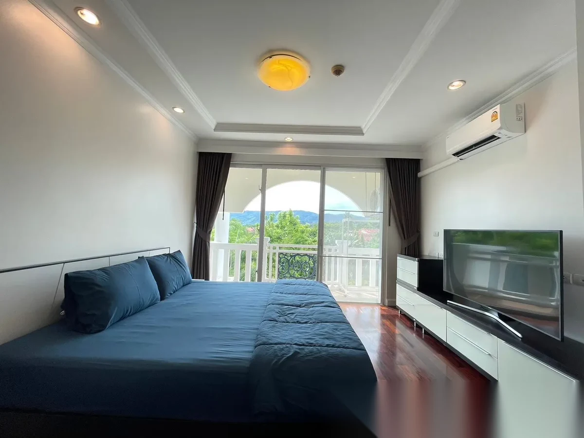 1 Bedroom Apartment for rent at Heritage Suites complex · Kathu · Pool View — photo 6