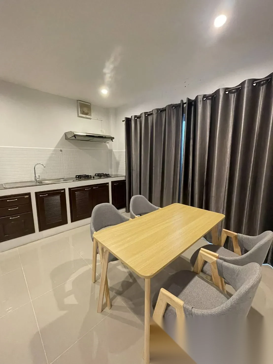 3 Bedroom Townhouse for rent at Supalai Bella Thalang Phuket complex · Thep Krasattri · Pool Access — photo 12