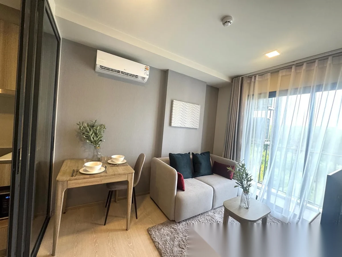 1 Bedroom Apartment for rent at The Base Rise complex · Wichit · Garden View — photo 2
