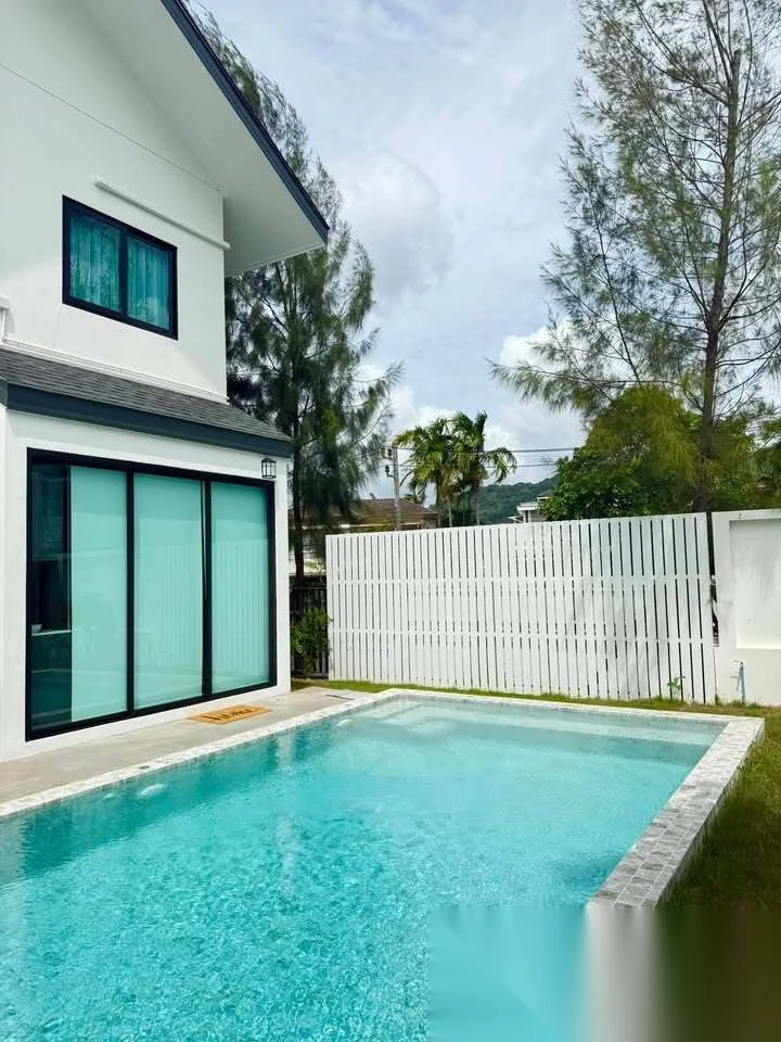 Вилла 3BR в комплексе Nimman Phuket · Пхукет-таун · Вид на бассейн — фото 6
