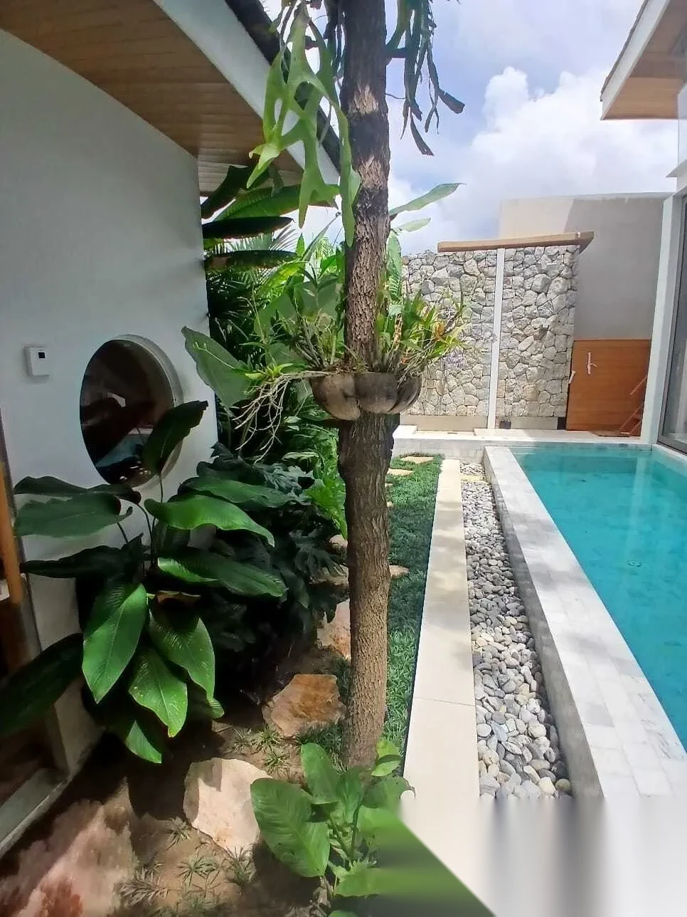 4 Bedroom Villa for rent at The Trinity complex · Si Sunthon · Pool View — photo 3
