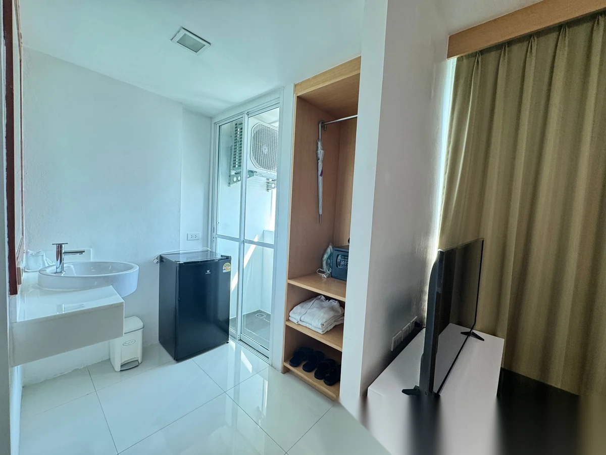 1 Bedroom Apartment for rent at The WIDE Condotel - Phuket complex · Phuket Town · Pool Access — photo 3
