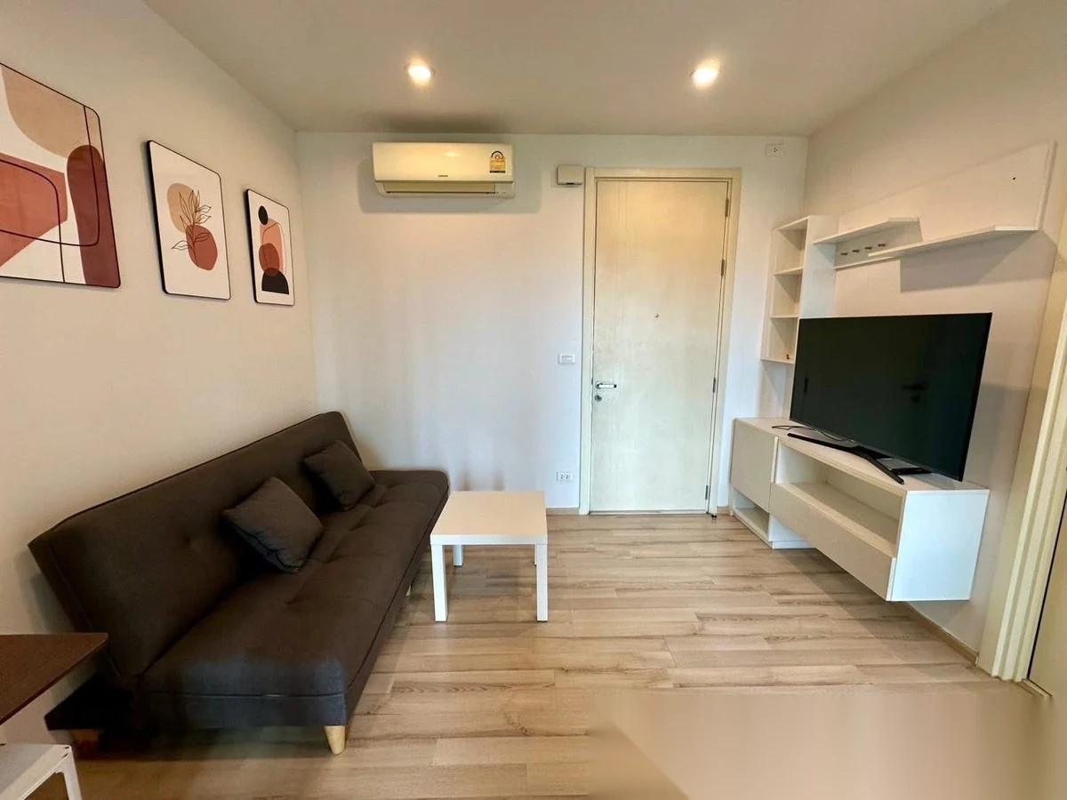 1 Bedroom Apartment for rent at The Base Uptown complex · Phuket Town — photo 2
