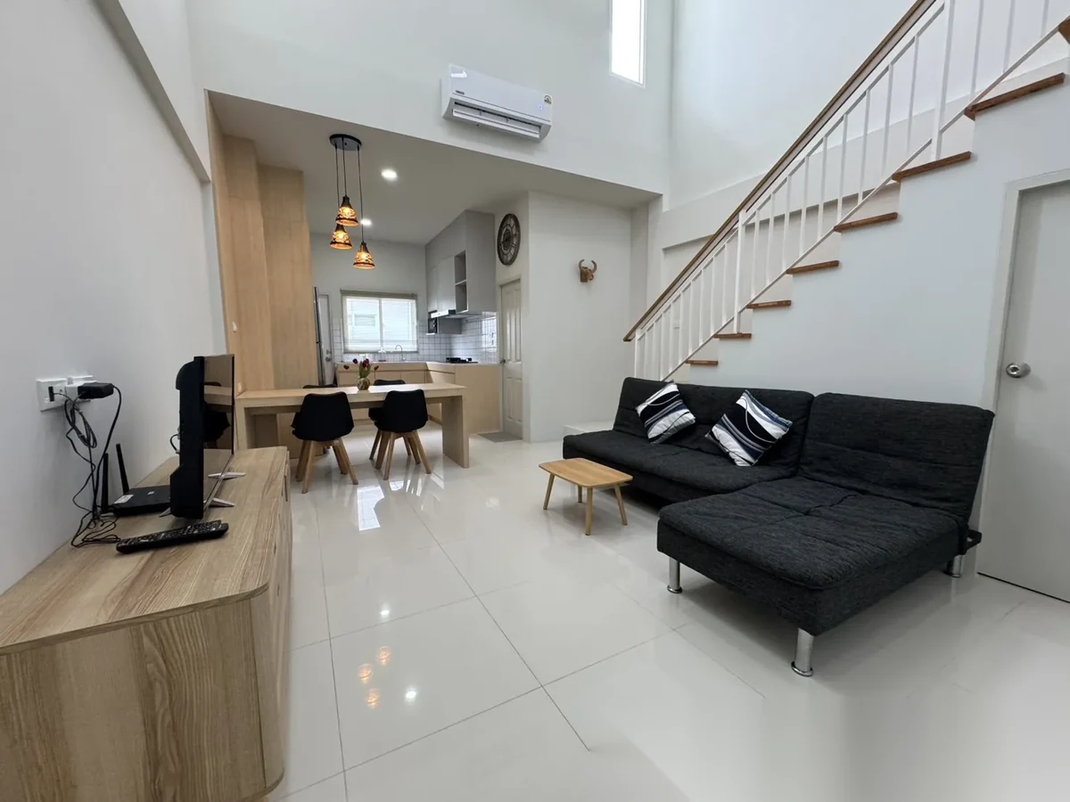 Таунхаус 2BR в комплексе Modern Life Phuket · Чалонг · Вид в сад — фото 4