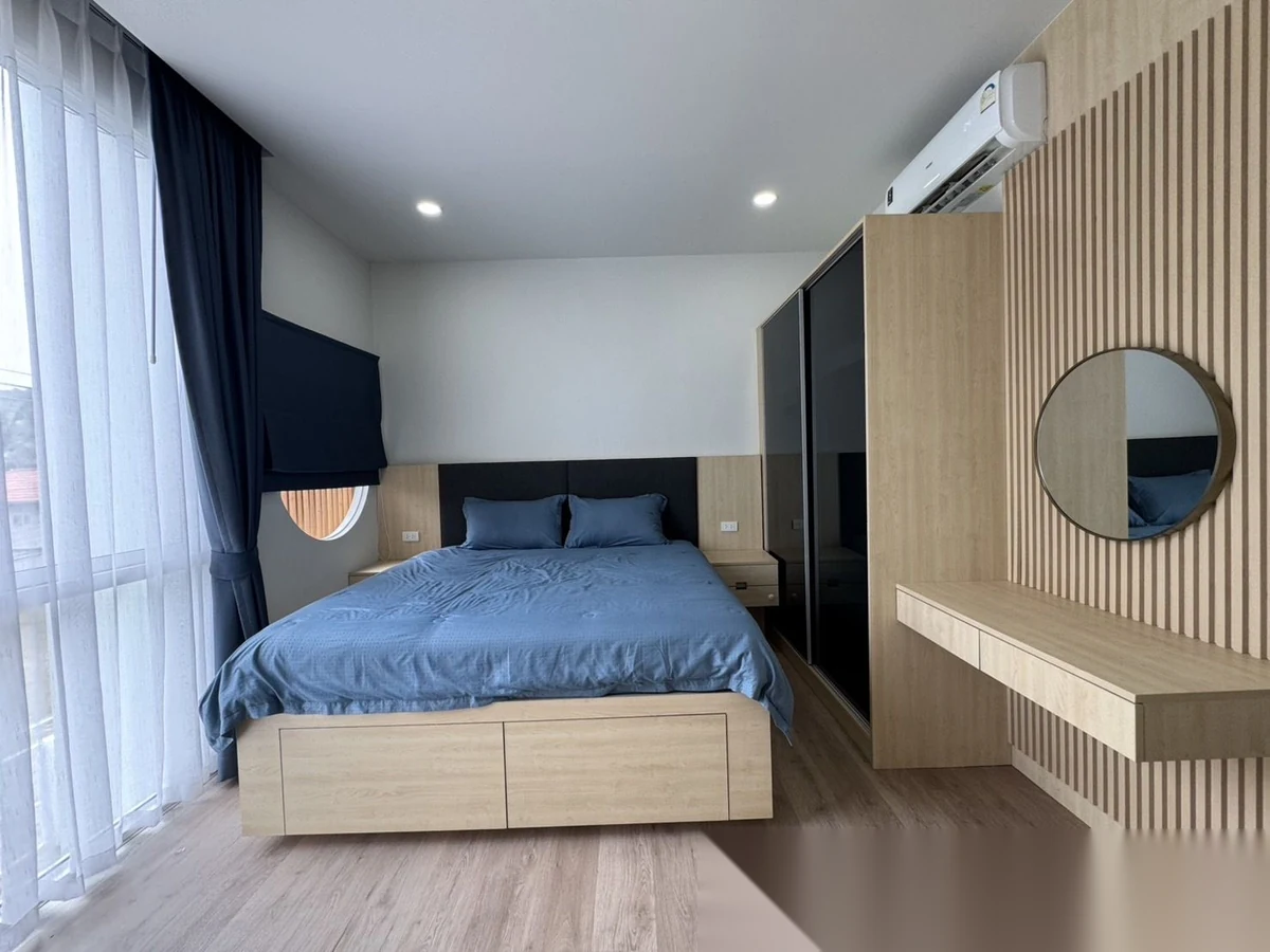 Таунхаус 2BR в комплексе Modern Life Phuket · Чалонг · Вид в сад — фото 12