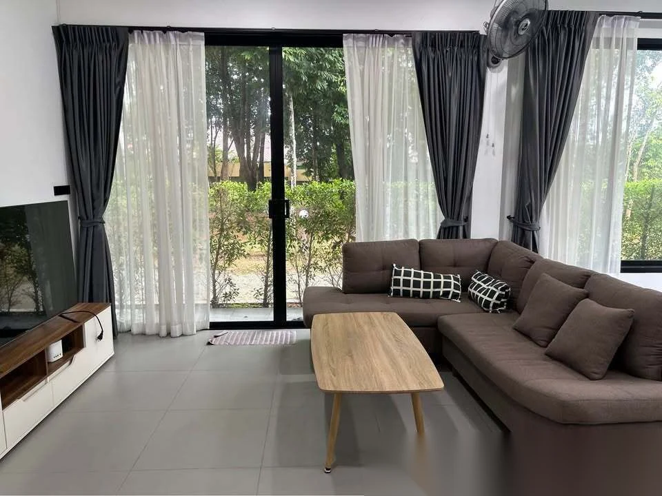 Вилла 3BR в комплексе Kankrao Pool View · Си Сунтон · Вид на бассейн — фото 4