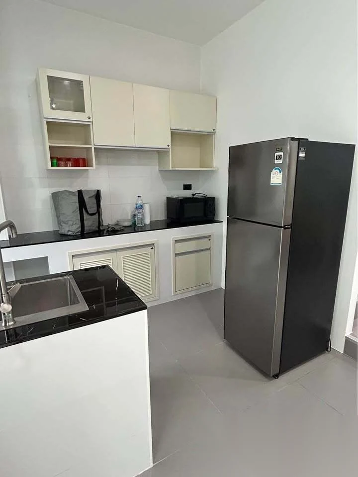 Вилла 3BR в комплексе Kankrao Pool View · Си Сунтон · Вид на бассейн — фото 6