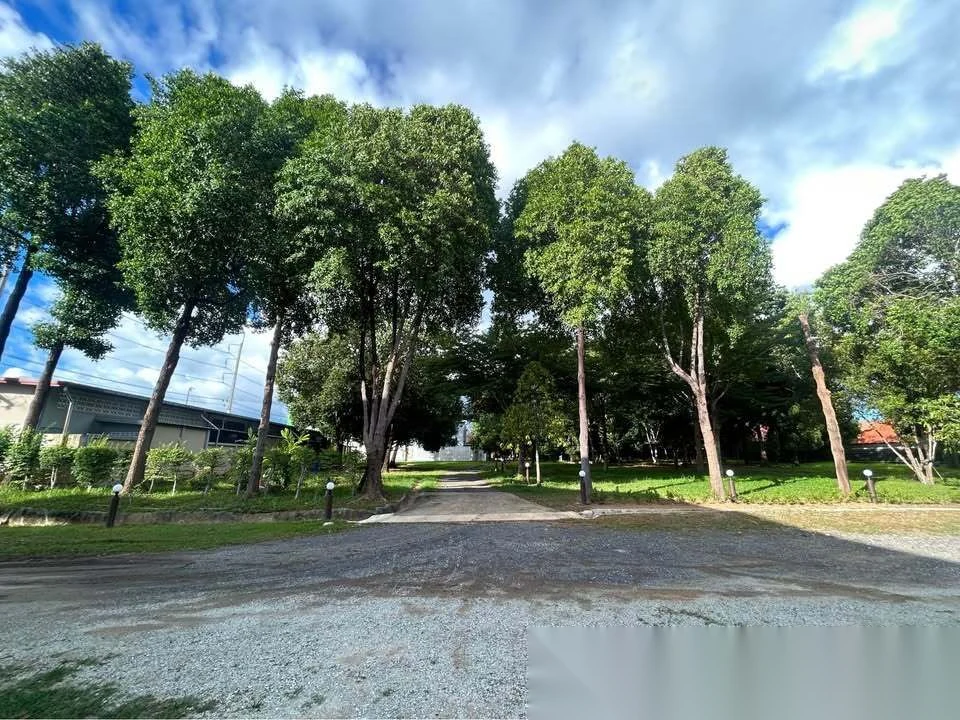 Вилла 3BR в комплексе Kankrao Pool View · Си Сунтон · Вид на бассейн — фото 9