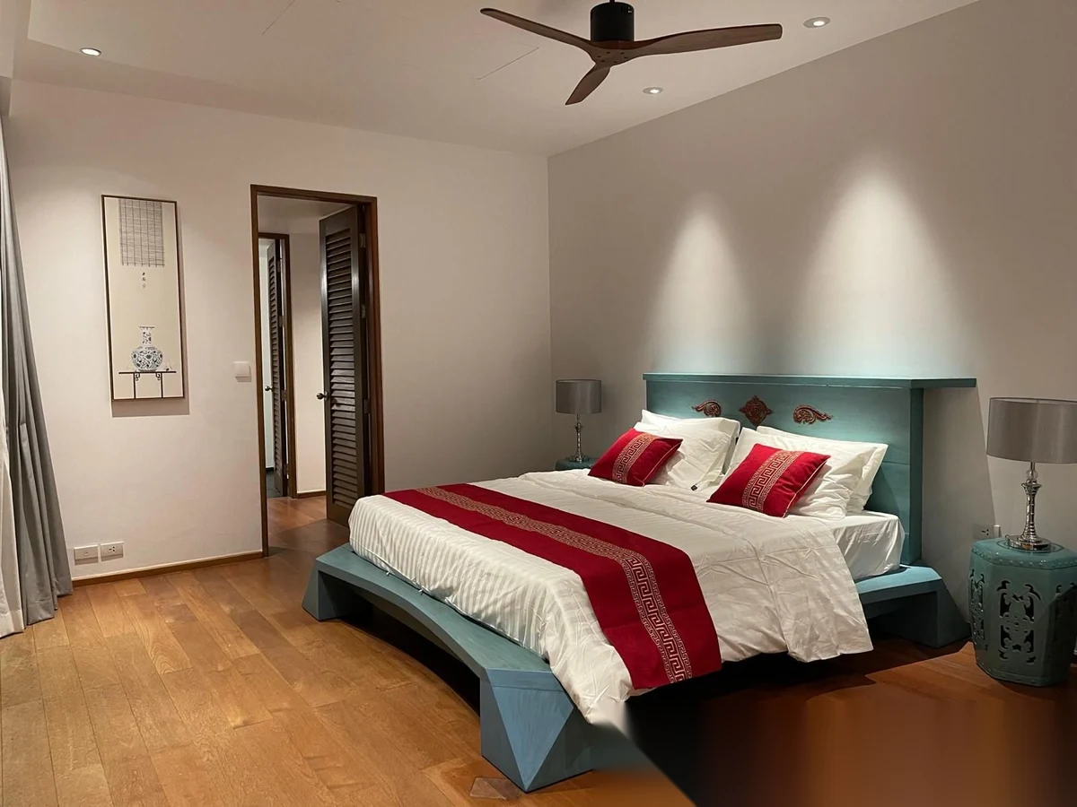 Вилла 5BR в комплексе Layan Hills Estate · Си Сунтон · Вид на бассейн — фото 7