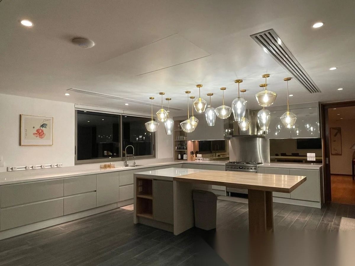Вилла 5BR в комплексе Layan Hills Estate · Си Сунтон · Вид на бассейн — фото 12