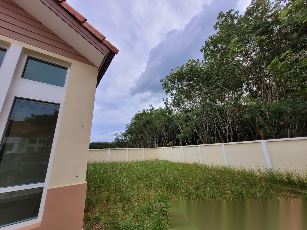3 Bedroom Villa for rent at Phuket Villa Thalang complex · Si Sunthon · Pool View — photo 9