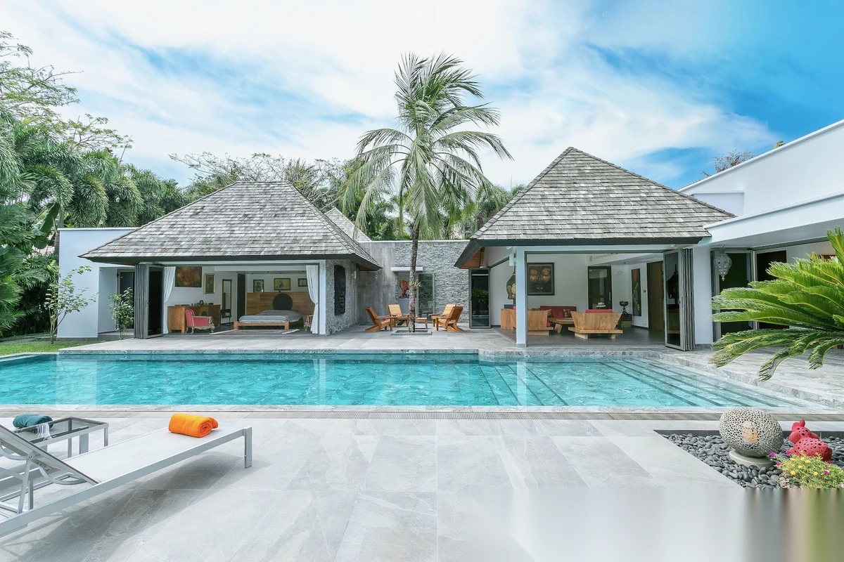 4 Bedroom Villa for sale · Pool View — photo 2