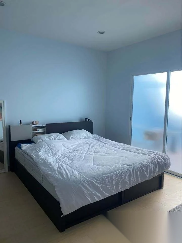 Дом 2BR в комплексе The Happy Place · Теп Красаттри · Выход к бассейну — фото 11