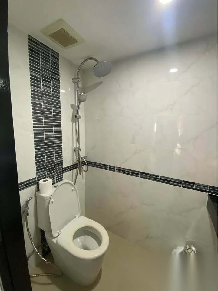 Дом 2BR в комплексе The Happy Place · Теп Красаттри · Выход к бассейну — фото 12