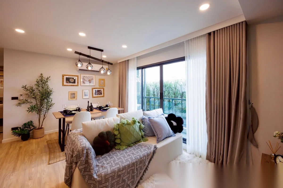 Апартаменты 2BR в ЖК Space Cherngtalay Condominium · Чернг Тале / Bang Tao · Вид в сад — фото 11