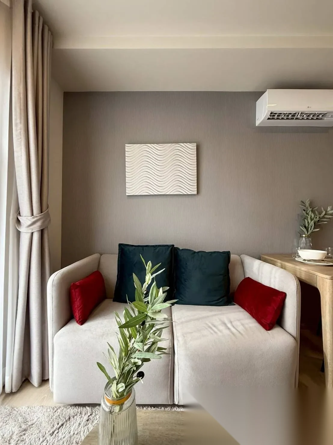 1 Bedroom Apartment for rent at The Base Rise complex · Wichit — photo 2
