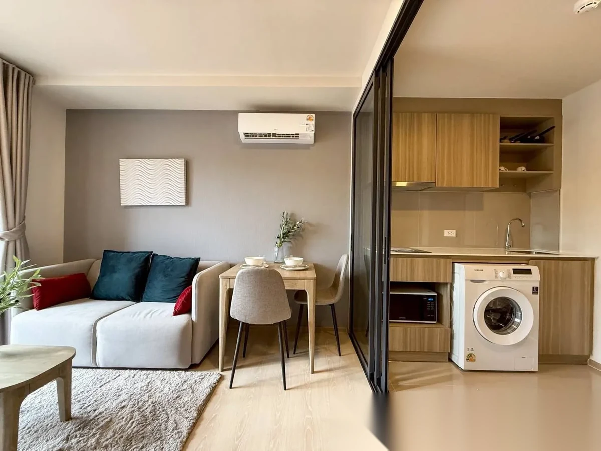 1 Bedroom Apartment for rent at The Base Rise complex · Wichit — photo 4
