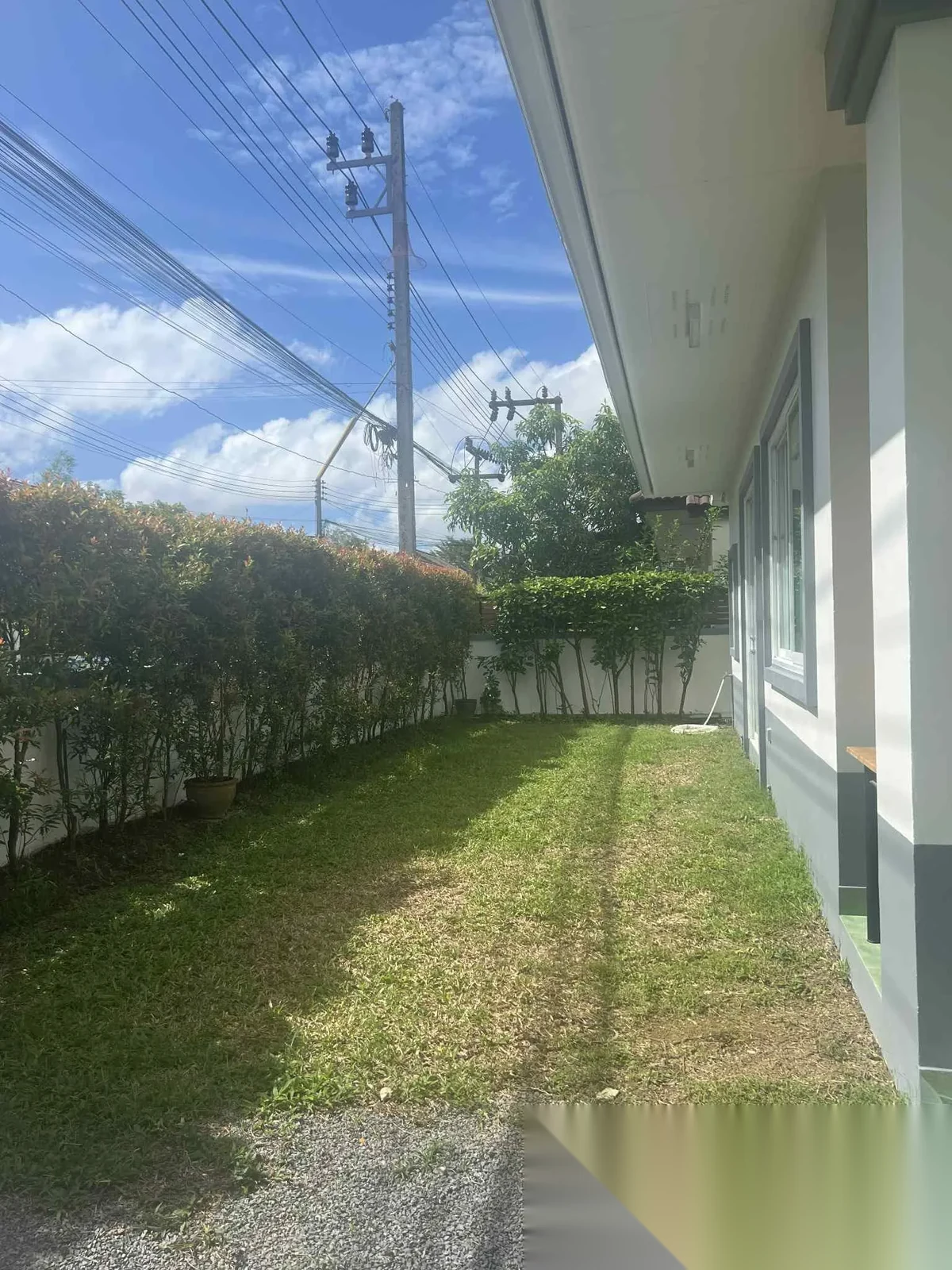 3 Bedroom House for rent at Sinsuk Thanee Village complex · Si Sunthon · Garden View — photo 7